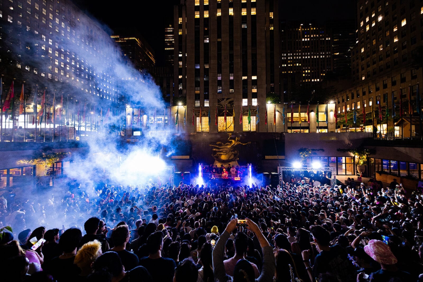 An Iconic Plaza Turned Into A Late-Night Techno Room.